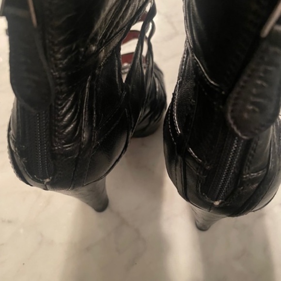 Alaia Black Leather Cage Strappy Open Toed Heels - Picture 8 of 10